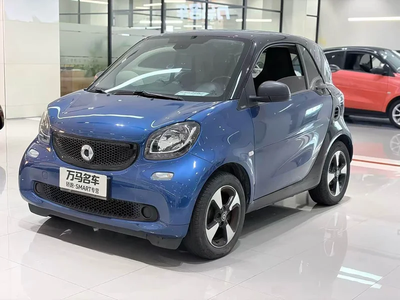 Smart Fortwo — фото 1