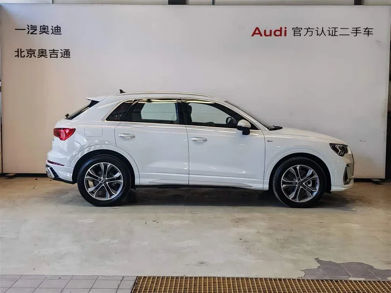 Audi Q3 — фото 5