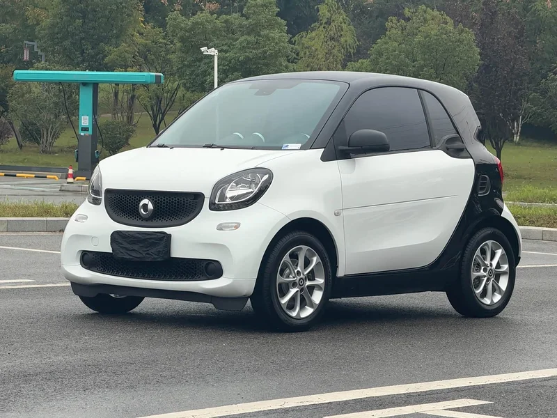 Smart Fortwo — фото 1