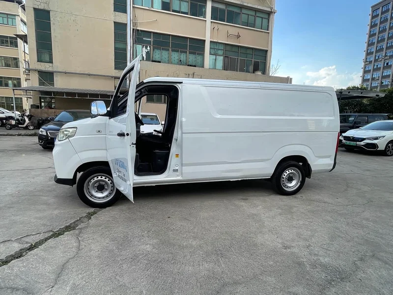 BYD Dolphin EV — фото 15