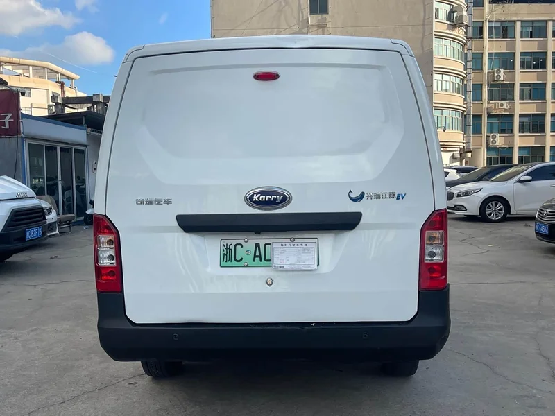 BYD Dolphin EV — фото 6