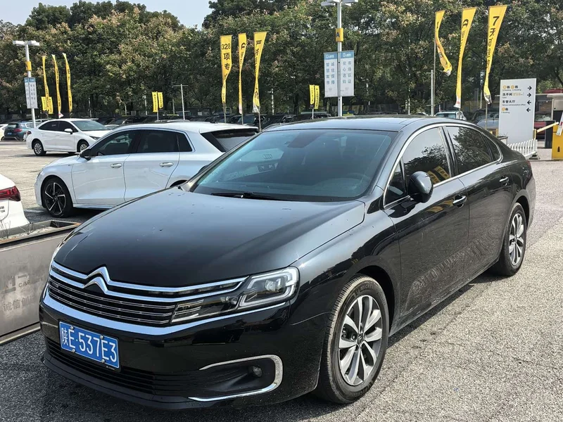 Citroën C6 — фото 1
