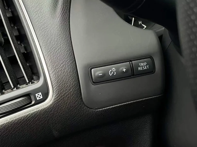Infiniti Q50L — фото 19