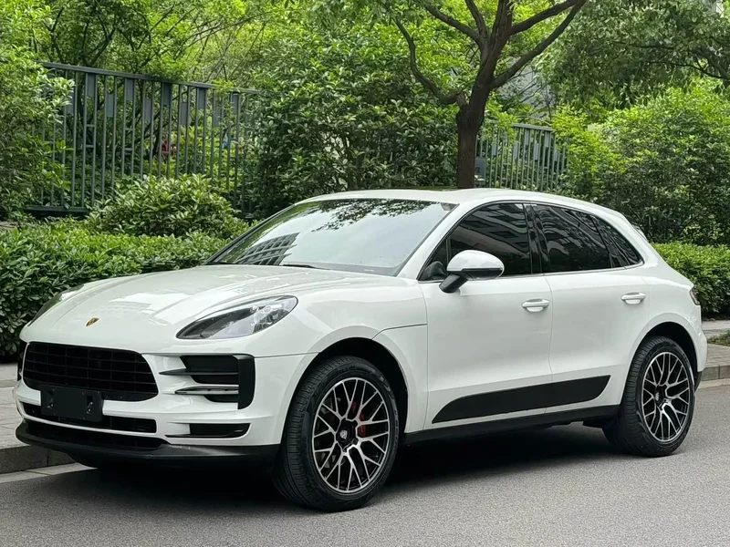Porsche Macan — фото 1