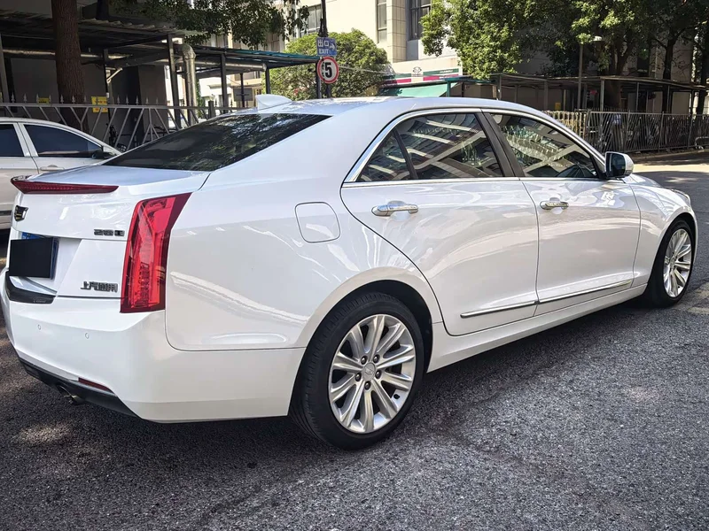 Cadillac ATS-L — фото 23