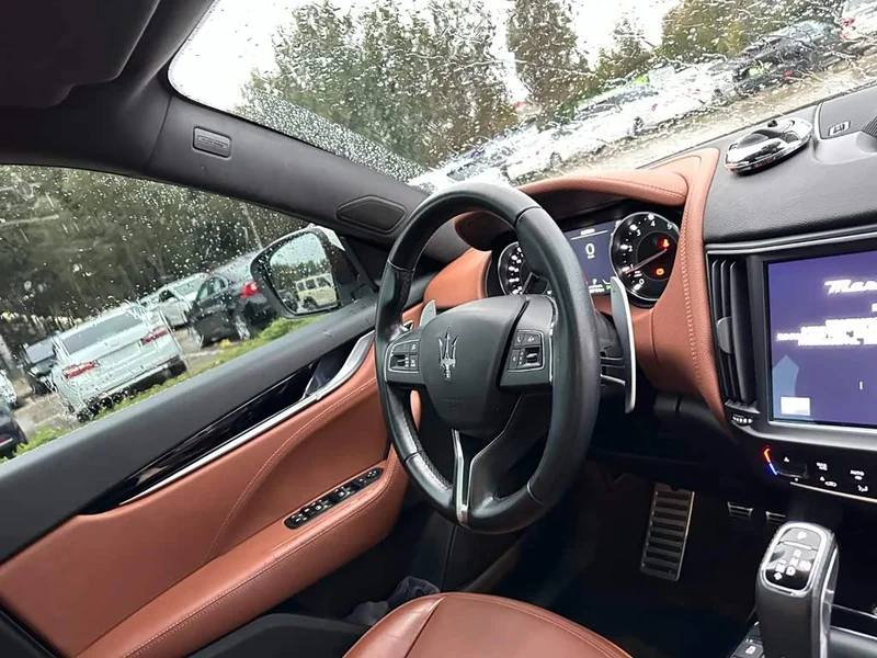 Maserati Levante — фото 16