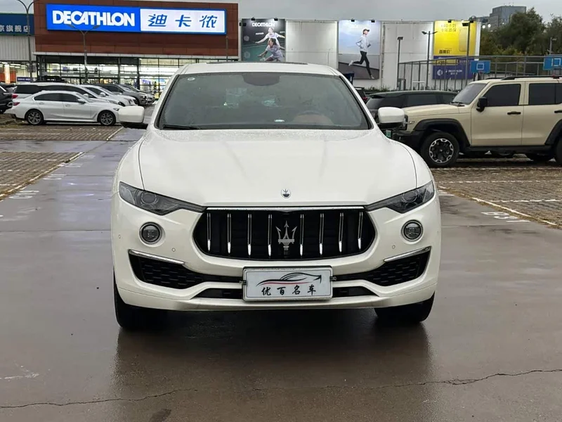 Maserati Levante — фото 2
