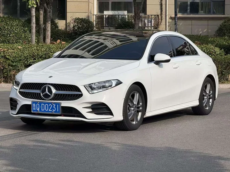 Mercedes-Benz A-Class — фото 1