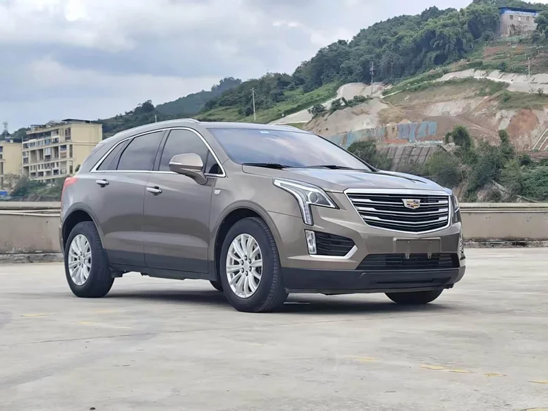 Cadillac XT5 — фото 3