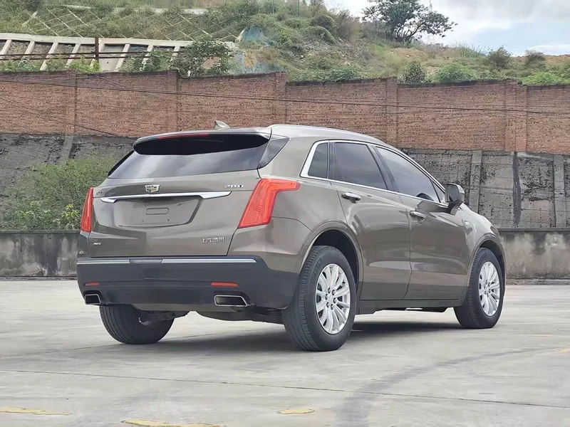 Cadillac XT5 — фото 4