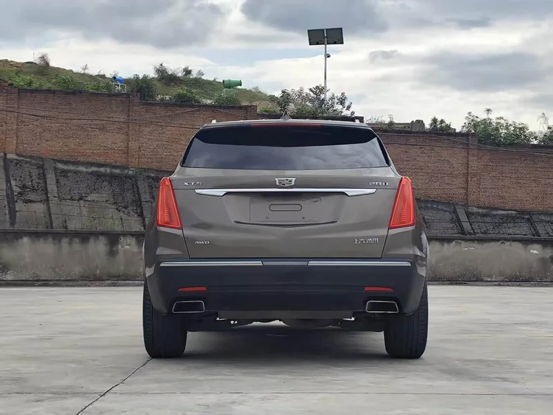 Cadillac XT5 — фото 5