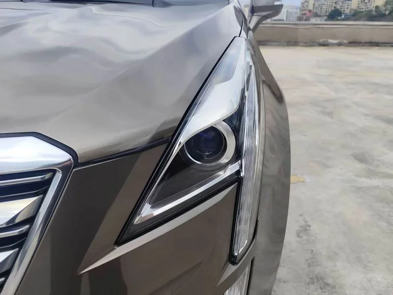 Cadillac XT5 — фото 9