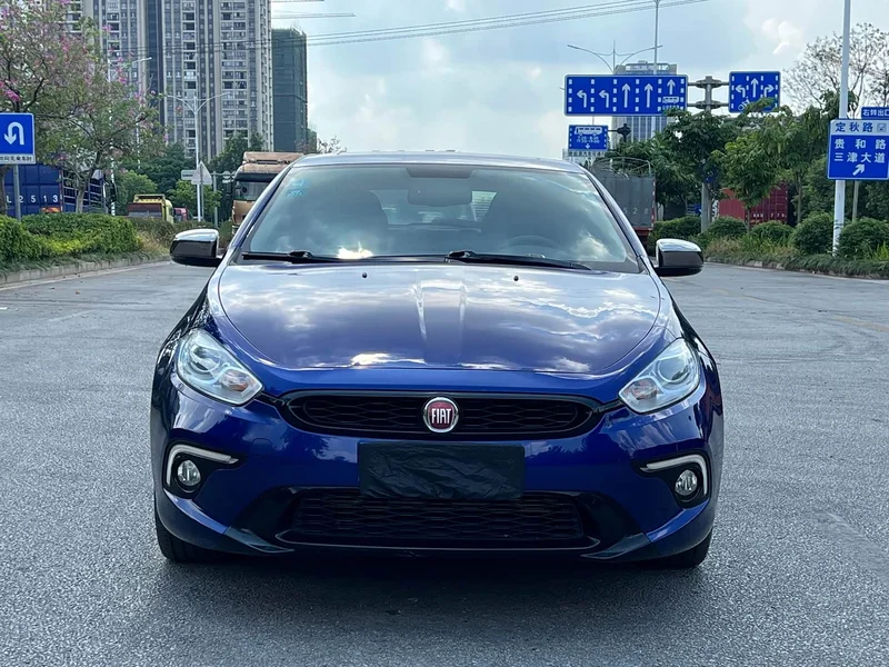 Hyundai i30 — фото 2