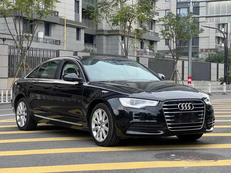 Audi A6L — фото 2