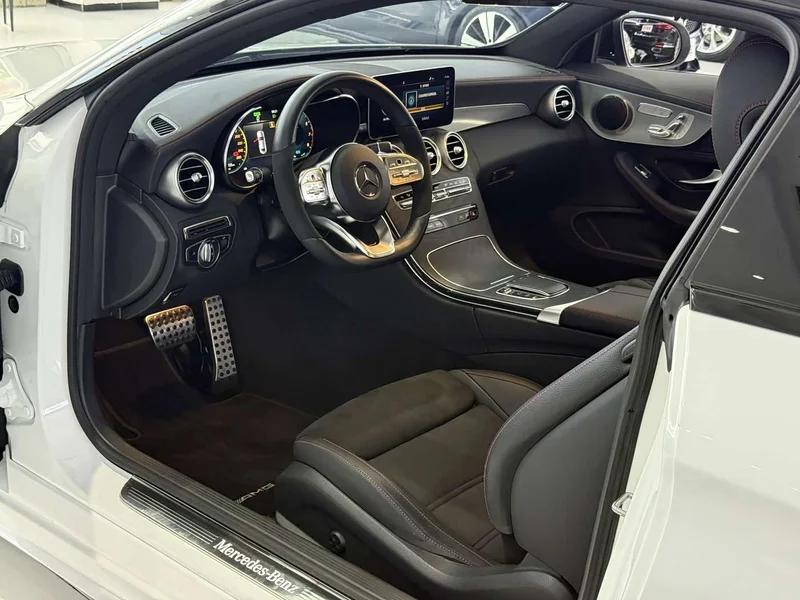 Mercedes-Benz C-Class (Imported) — фото 6