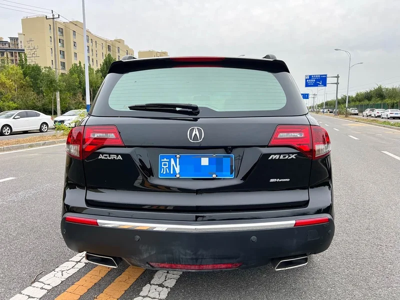 Acura MDX — фото 11