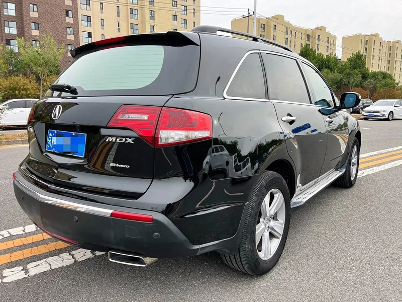 Acura MDX — фото 10