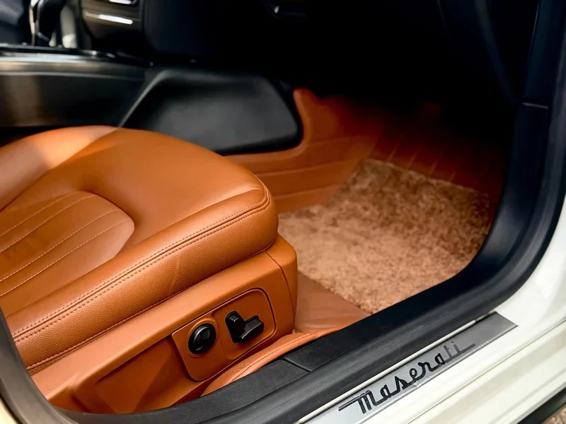 Maserati Ghibli — фото 20
