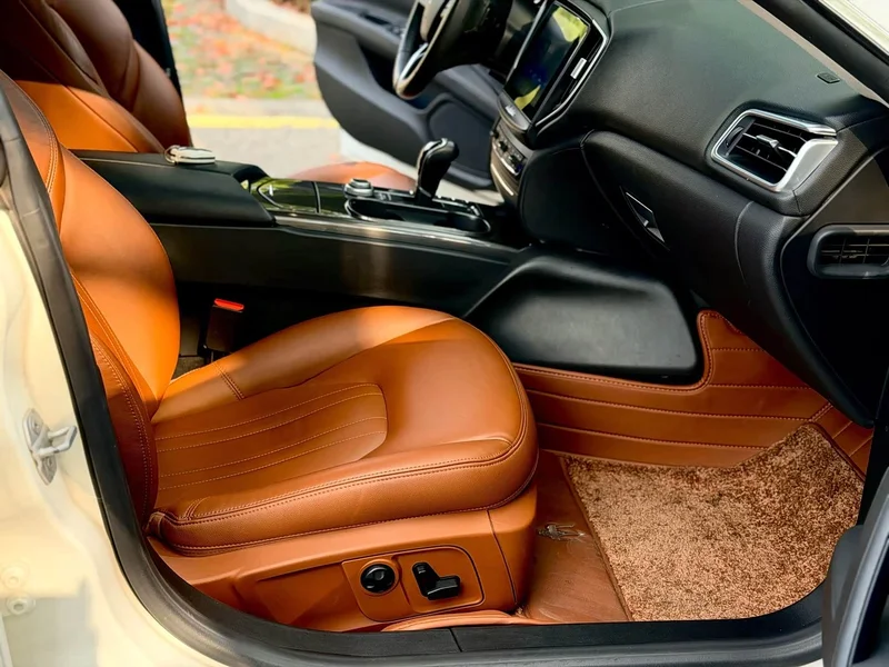 Maserati Ghibli — фото 22