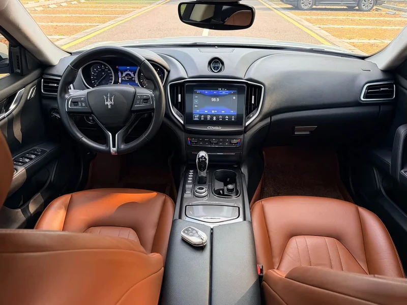 Maserati Ghibli — фото 29