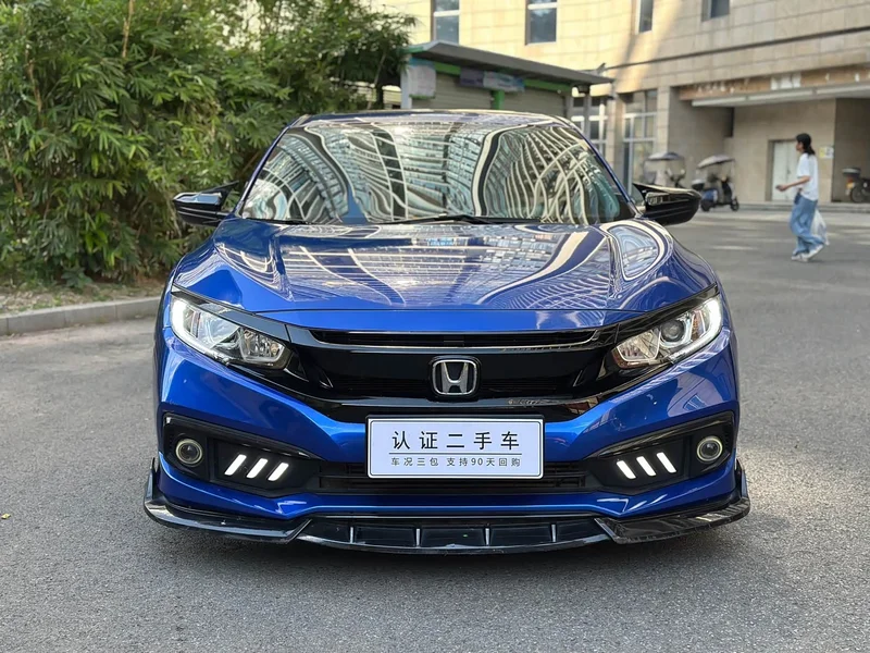 Honda Civic — фото 2