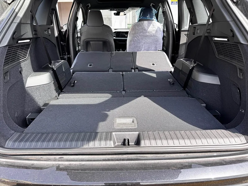 Audi Q5 e-tron — фото 13