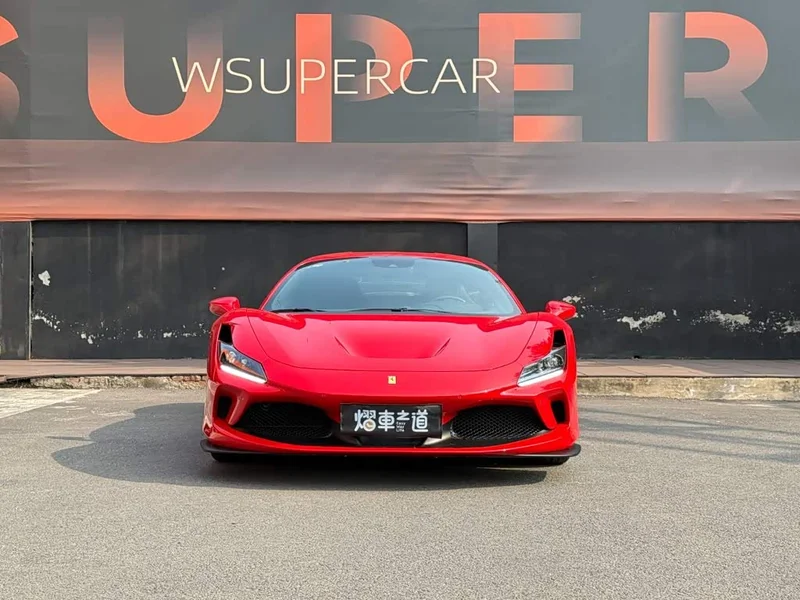 Ferrari F8 — фото 2
