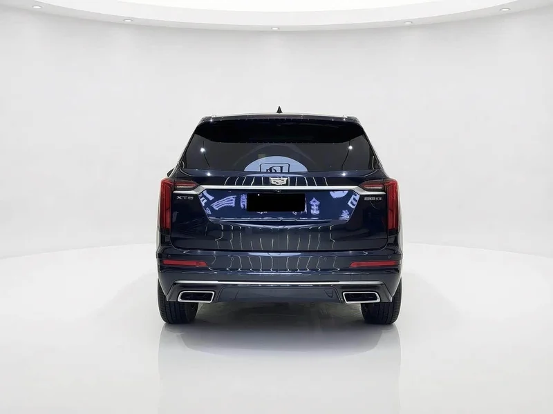 Cadillac XT6 — фото 12
