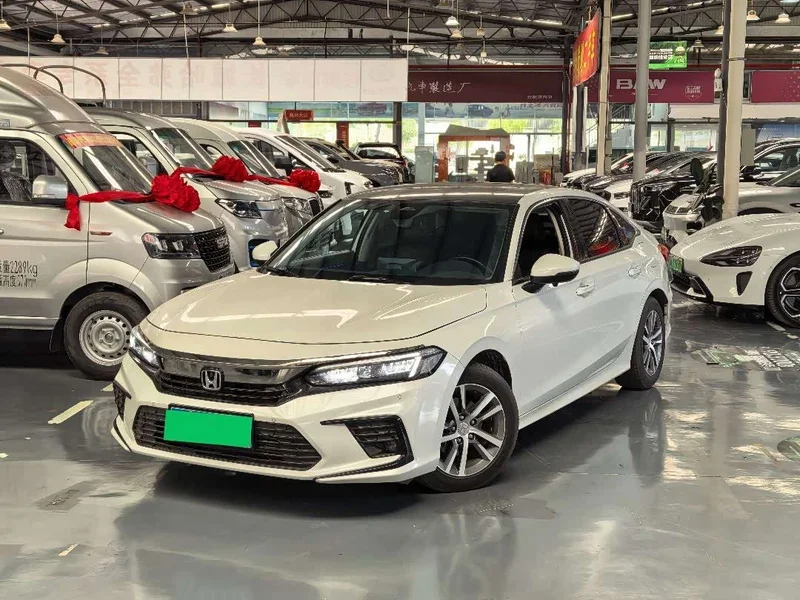Honda Civic — фото 1