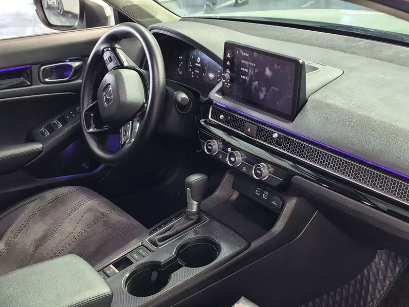 Honda Civic — фото 3