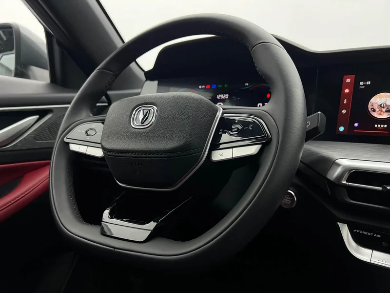 Changan CS35PLUS — фото 19