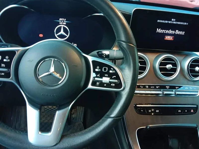 Mercedes-Benz GLC — фото 12