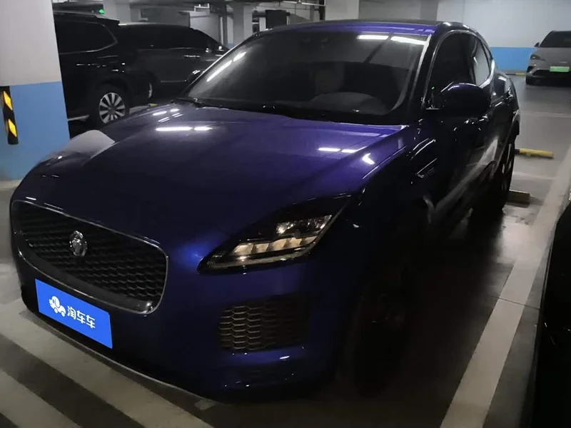 Jaguar E-PACE — фото 1