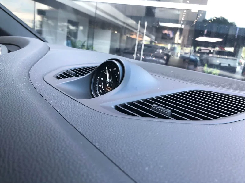 Porsche Cayenne — фото 12