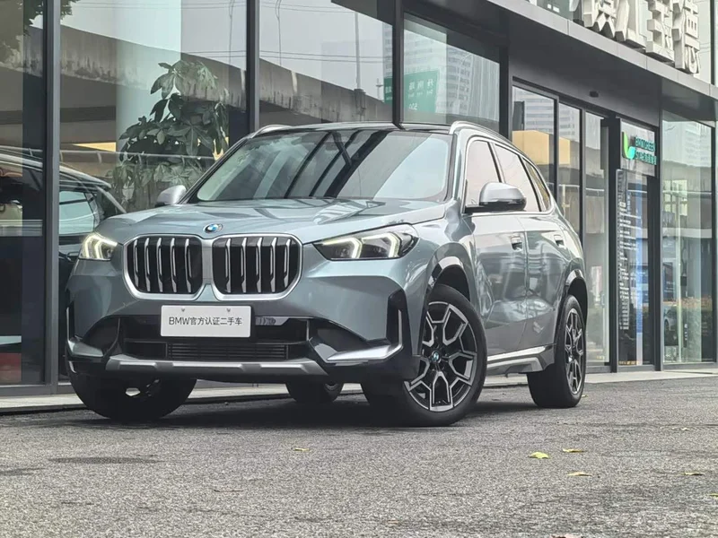BMW X1 — фото 1