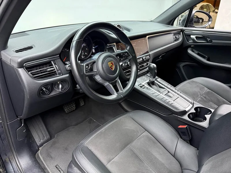 Porsche Macan — фото 3