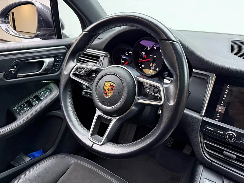 Porsche Macan — фото 5