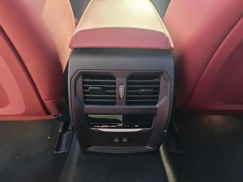 BMW i3 — фото 17