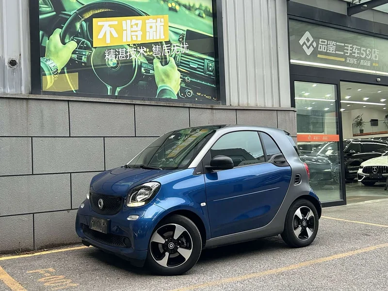 Smart Fortwo — фото 1