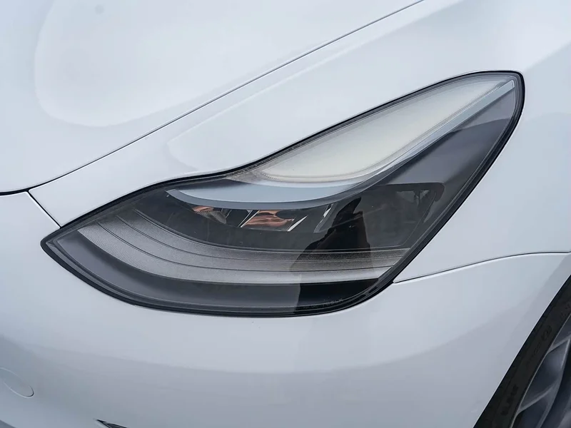 Tesla Model 3 — фото 22