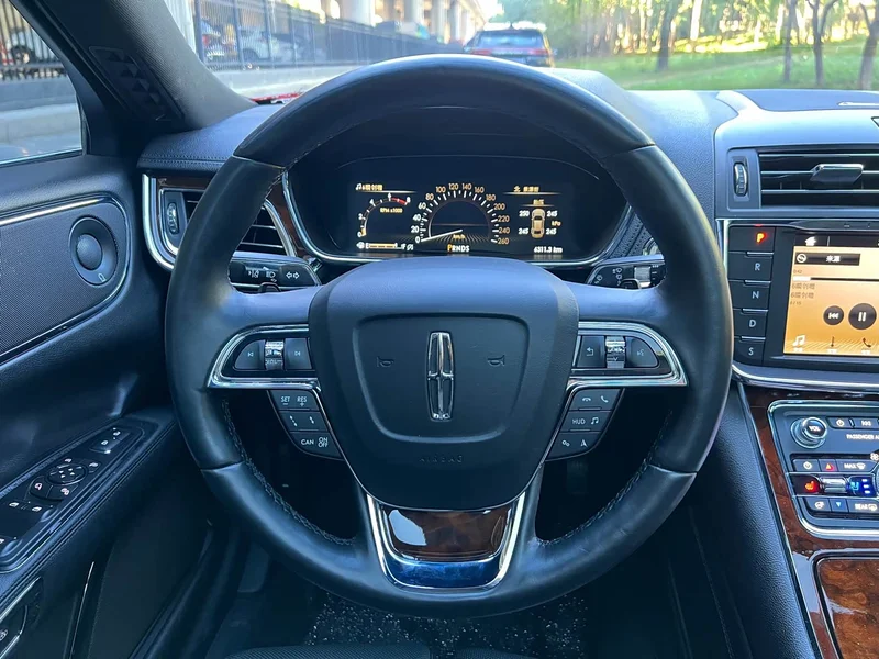 Lincoln Continental — фото 13