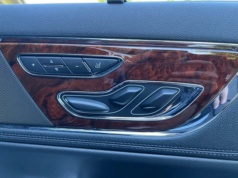 Lincoln Continental — фото 24