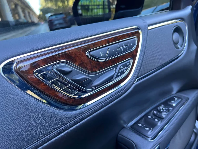 Lincoln Continental — фото 9