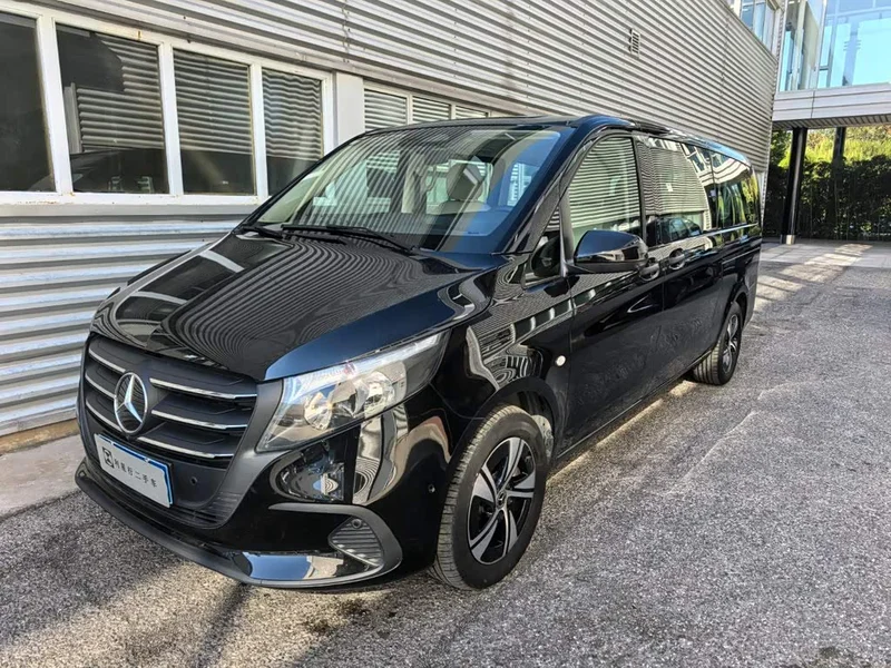 Mercedes-Benz Vito — фото 1