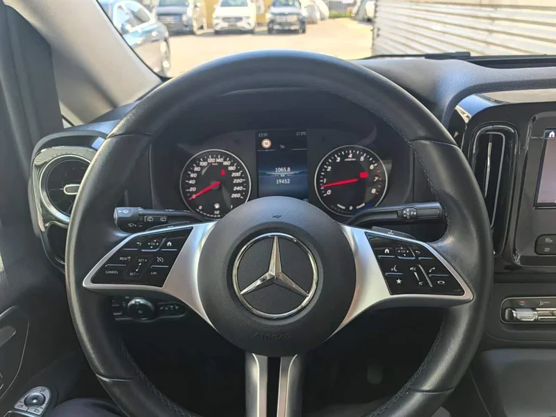 Mercedes-Benz Vito — фото 10