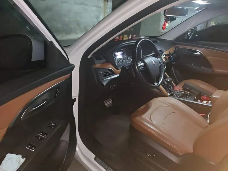 Borgward BX7 — фото 17