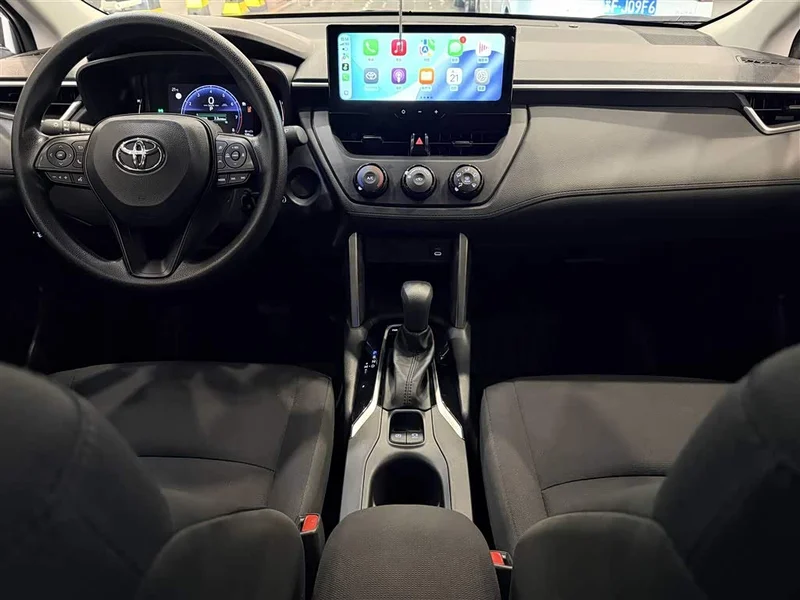 Toyota Corolla Cross — фото 25