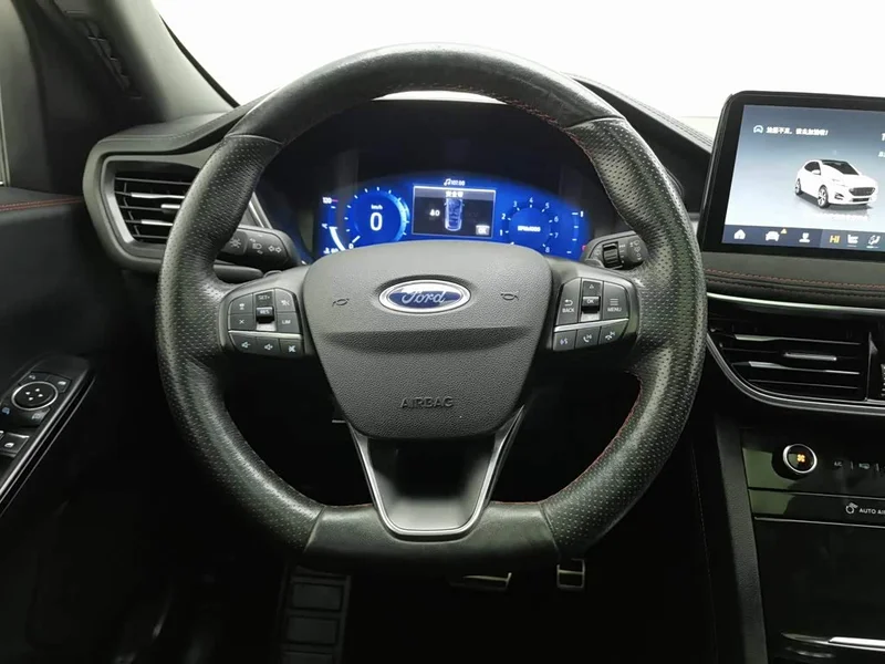 Ford Edge — фото 11