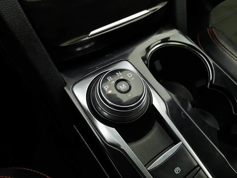Ford Edge — фото 13