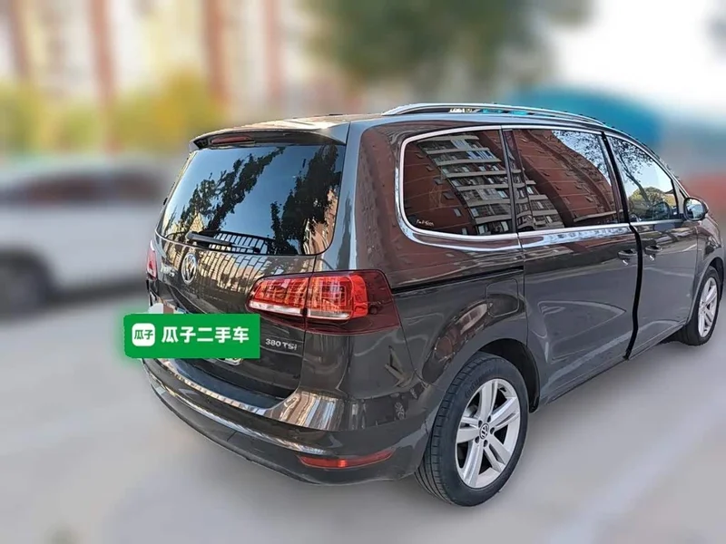 Volkswagen Sharan — фото 4